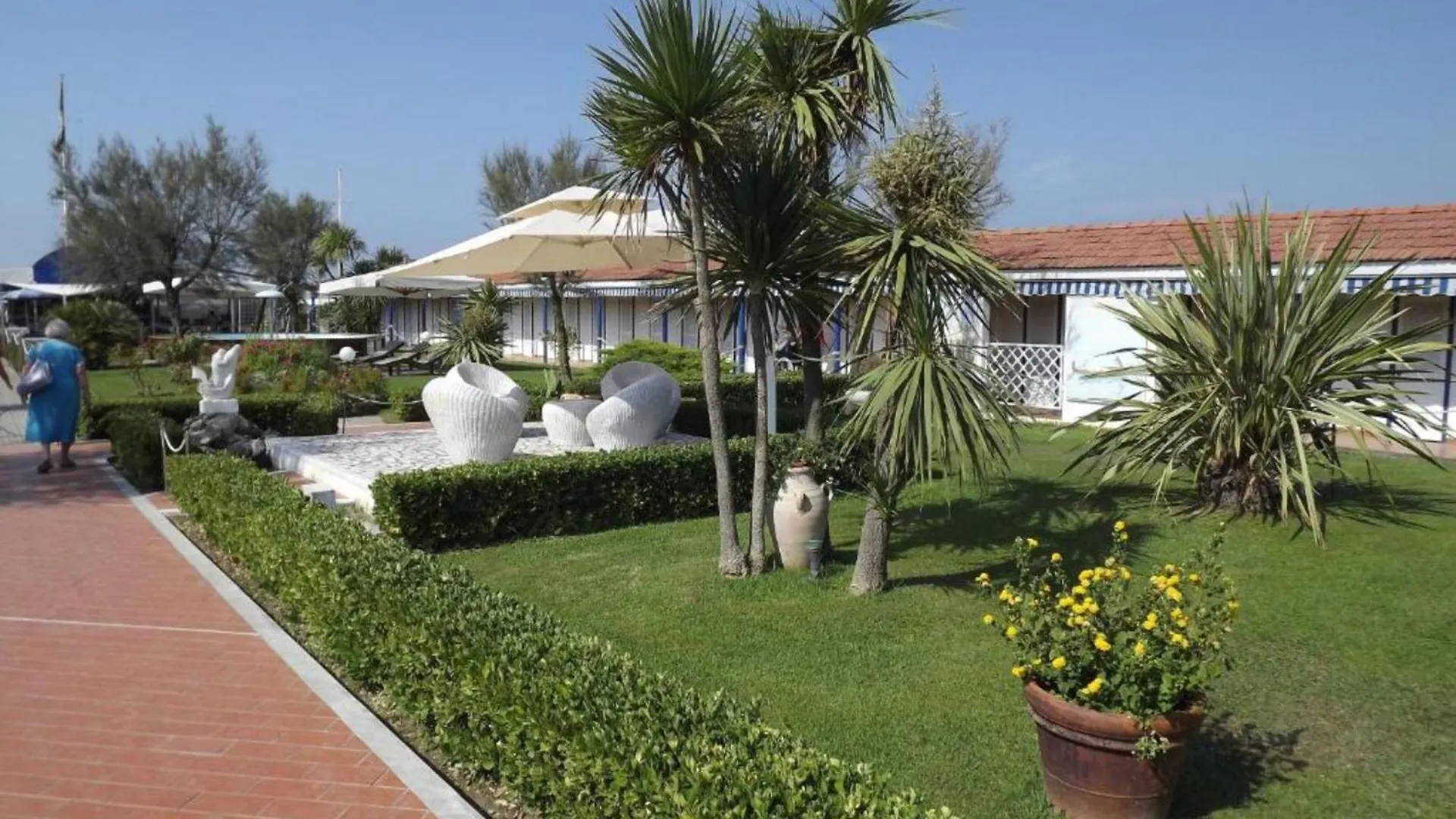 Bed And Breakfast Bagno Venezia Marina Di Carrara Italien