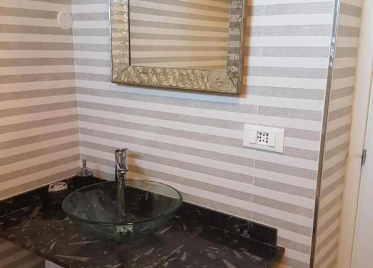 Bed And Breakfast Bagno Venezia Marina Di Carrara Italien